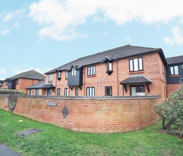 Plested Court, Stoke Mandeville - Photo 1