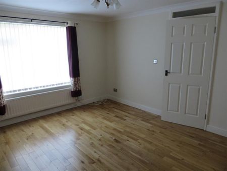 Valley Road, Middlesbrough, , TS4 2RX - Photo 4