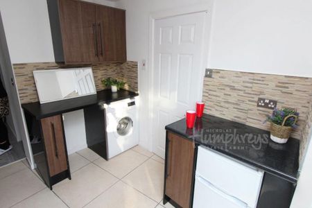1 bedroom flat to rent - Photo 3