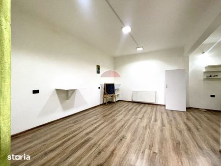 Spatiu de birou de inchiriat la 15 m de bd Mamaia Constanta - Photo 4