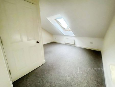 4 bedroom terraced house to rent - Photo 5