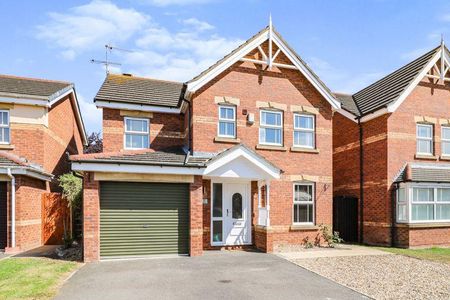 4 bedroom detached house to rent - Photo 4