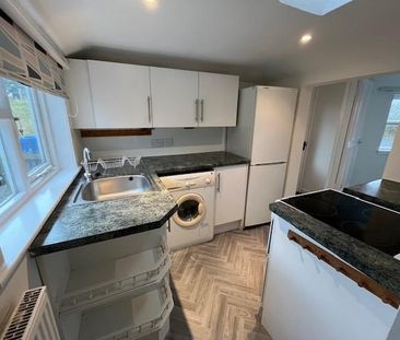 2 bedroom cottage - Photo 6