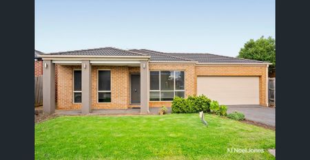 FRESHLY PAINTED, SPACIOUS FIVE BEDROOM HOME - Photo 5