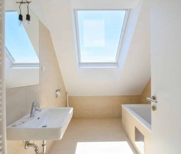 Exklusive 2‑Zimmer-Wohnung mit sonniger Terrasse und Weitblick über... - Photo 6