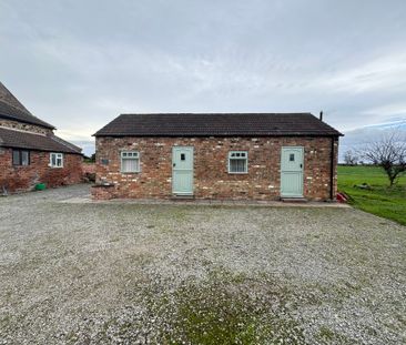 1 Bedroom Barn Conversion - Photo 2