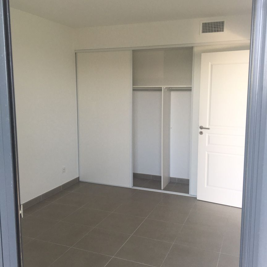 Location Appartement 2 pièces 40m² CAGNES SUR MER 06800 - Photo 1