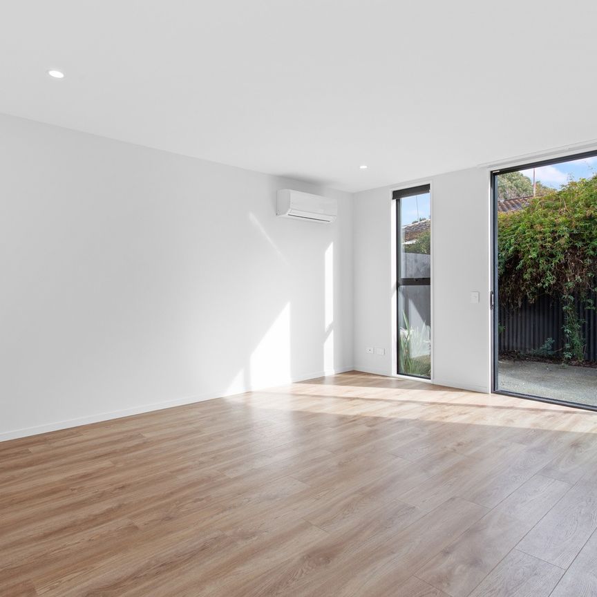​​Modern Two-Bedroom Townhouse in Addington Available February 2026​ - Photo 1
