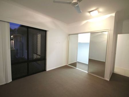 1 Sandalwood Close, 4156, Mackenzie Qld - Photo 2