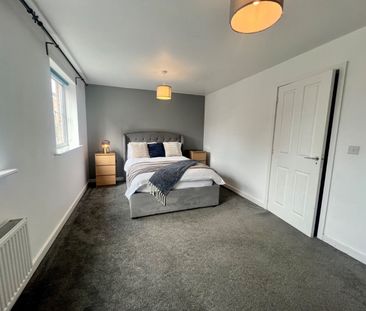 Room in a Shared House, Waggon Road, LS10 - Photo 6