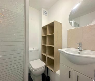 Juniper Way, Hayes - Photo 4