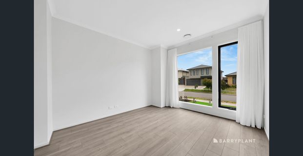 Stunning Newly Constructed 5-Bed Family Home APPLICATION CODE: BP23 - Photo 1