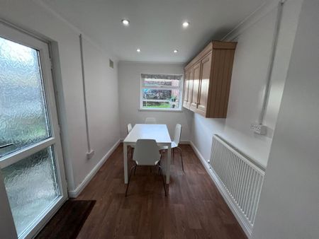 2 bedroom house to rent - Photo 3