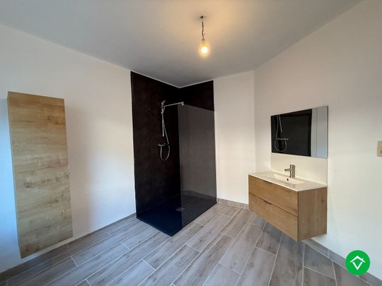 Rijwoning met 3 slaapkamers en koer te centrum Eernegem - Photo 1