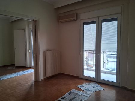 Διαμέρισμα για ενοικίαση Πλατεία Εβραίων (Λάρισα) - Φωτογραφία 3