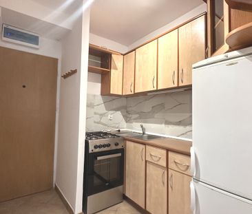 Przytulna kawalerka gotowa do zamieszkania - Photo 1