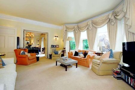 Trebovir Road, Kensington, SW5 - Photo 3