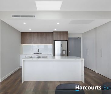 Beautifully Presented Apartment! - Photo 3