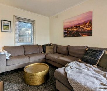 MODERN AND SPACIOUS - Photo 1