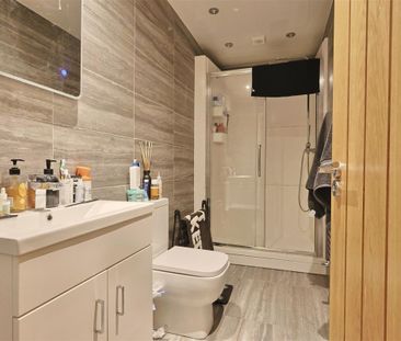 3 bedroom Student Flat to rent in Bayswater Road, West Jesmond, New... - Photo 2