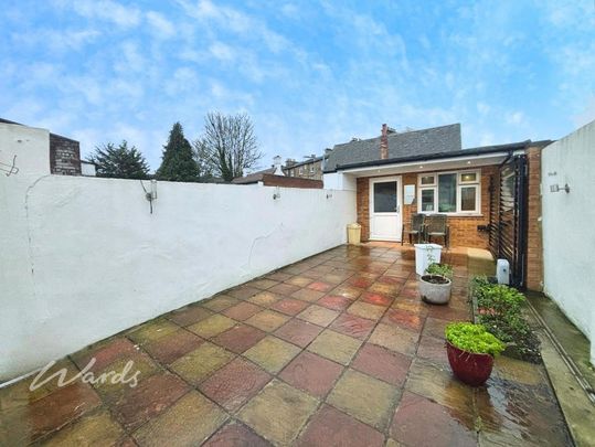4 bedroom semi-detached house to rent - Photo 1