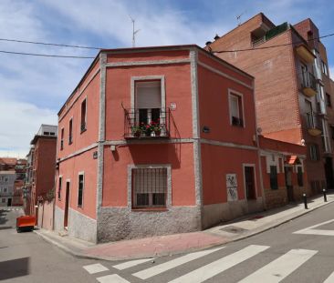 Whole apartment in Madrid - Photo 6