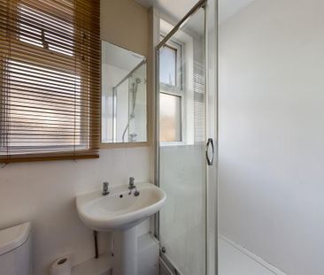 4 bedroom terraced house to rent - Photo 6