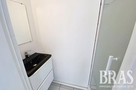 Location Appartement 1 pièce Meublé 10m² ORVAULT 44700 - Photo 5