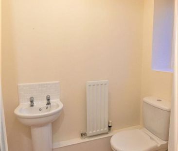 3 bedroom terraced house to rent - Photo 6