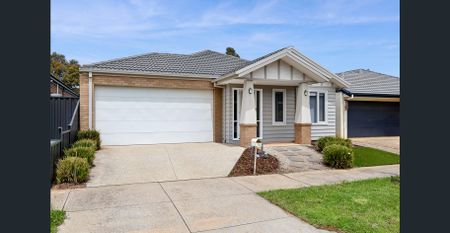 Charming Family Home in a Thriving Location - Photo 4