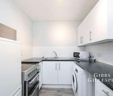 Chiltern View Road, Uxbridge, UB8 - Photo 2