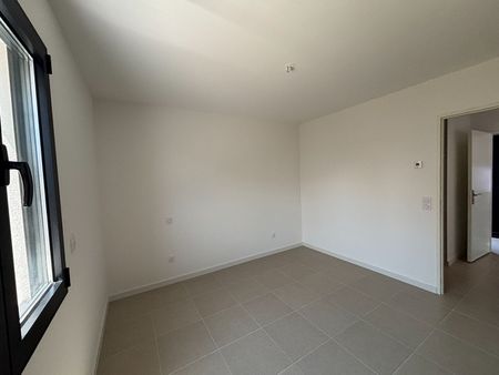 Location Maison 5 pièces 120m² - Photo 5