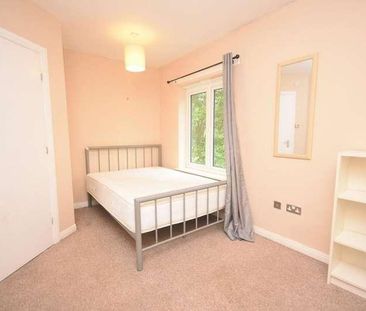 Sadler Court, Hulme, Manchester, M15 - Photo 3