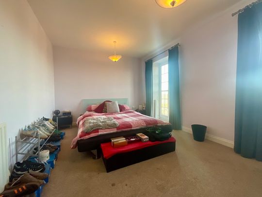 2 bedroom Apartment to let - Photo 1