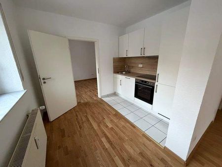 Schick sanierte 2-Zimmerwohnung inkl. EBK, Terrasse und kleinen Garten zu vermieten! - Foto 3