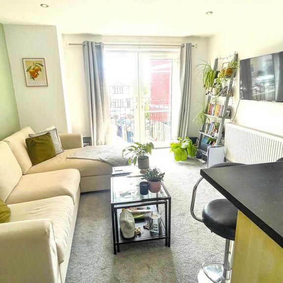 1 bedroom flat to rent - Photo 1