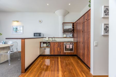 Princes Wharf Paradise - Photo 2