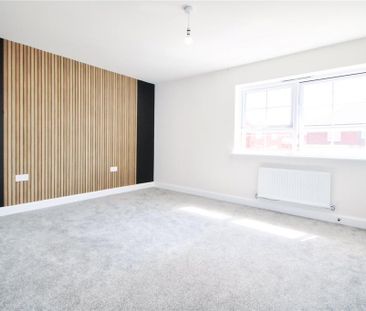 2 bedroom semi-detached house to rent - Photo 2