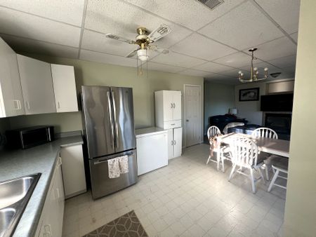 For Lease - 22 Lawton Court, Orangeville, Ontario - Photo 5