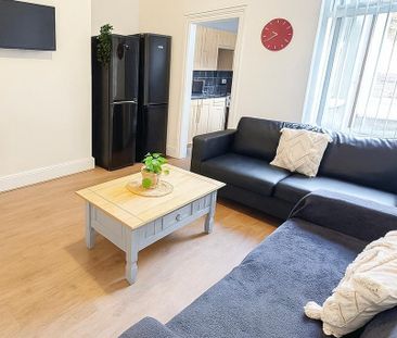 4 bedroom house to rent - Photo 2