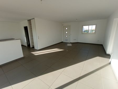 Location maison 4 pièces, 106.62m², Challans - Photo 2