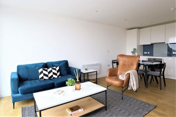 3 bedroom apartment to rent - Photo 1