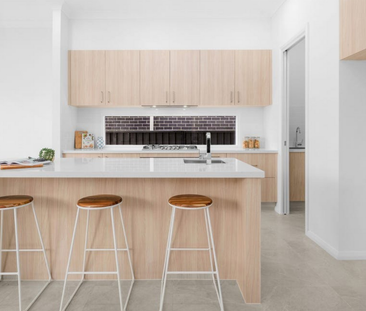 Home For Rent - Photo 3