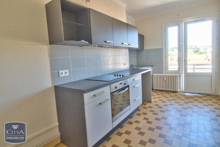 Location Appartement 4 pièces 110m² ST ETIENNE 42000 - Photo 5