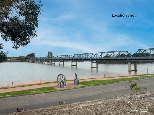 Two-Bedroom Unit with Spectacular Manning River Views! - Photo 1