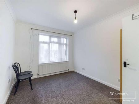 Fairway Avenue, Kingsbury, London, NW9 - Photo 4