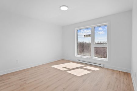 35 Rue Rivest, L'Épiphanie, QC J5X - Photo 2