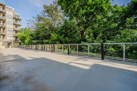 For Lease - 479 Charlton Avenue Unit# 202, Hamilton, Ontario - Photo 2