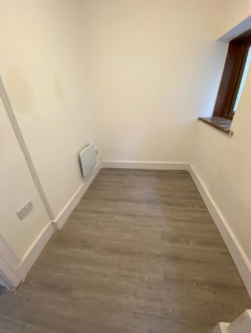 £1,000 PCM, Two Bedroom Ground Floor Flat in City Road, Roath, Cardiff, CF24 3DQ - Photo 2