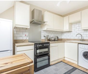 Studio Flat, Capstan Way, SE16 - Photo 5
